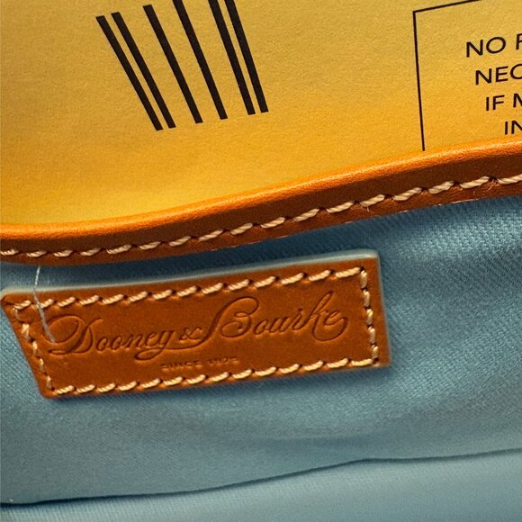 New Disney Parks Dooney & Bourke Out to Sea Crossbody Purse - Picture 6 of 6